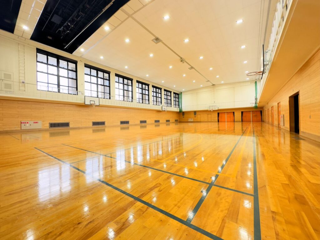 京都府立京都高等技術専門校体育館特定天井改修工事