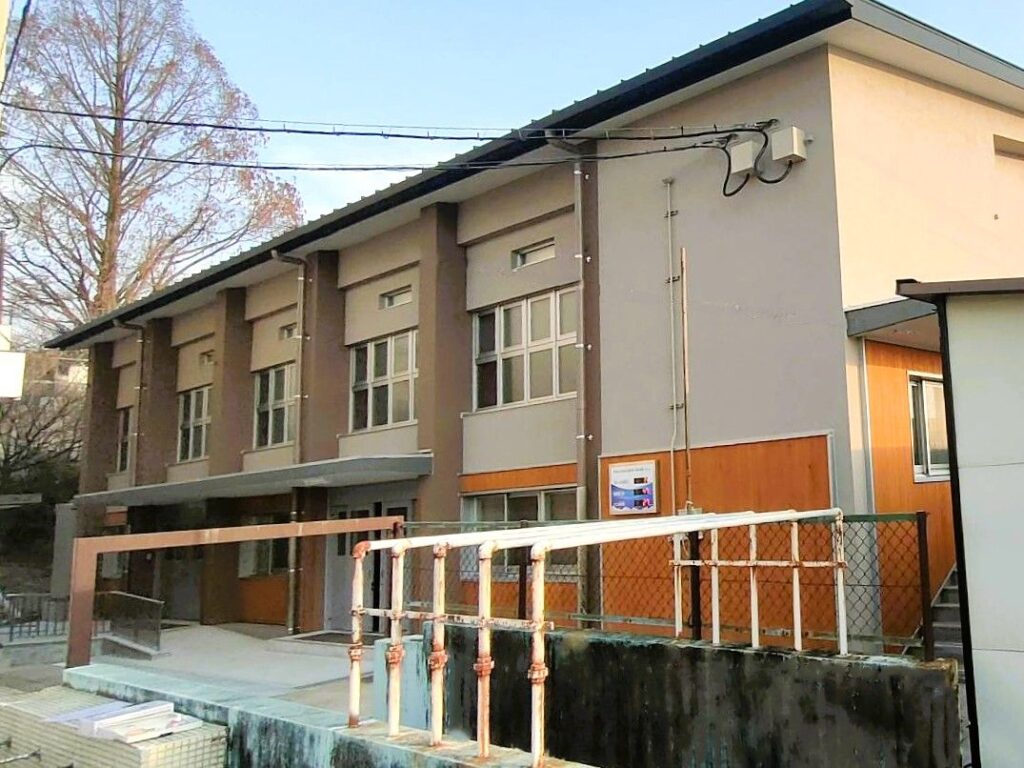 京都市立白河総合支援学校整備工事ただし，　　　　　　　　　体育館防災機能強化等リニューアル建築工事
