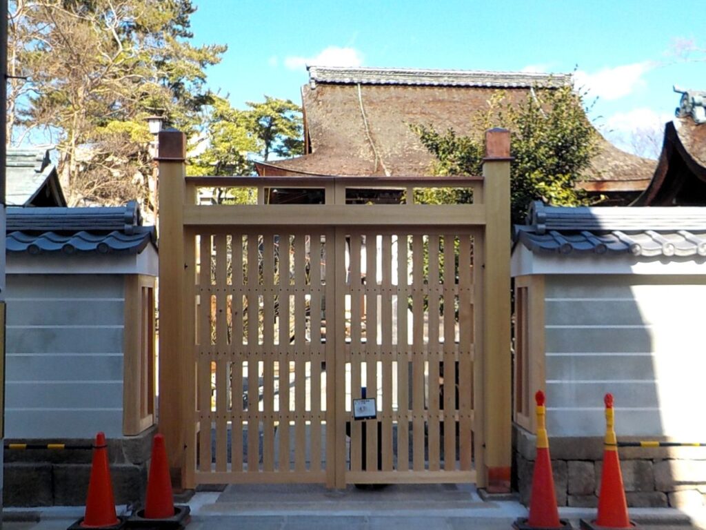 下御霊神社南側土塀等修理工事