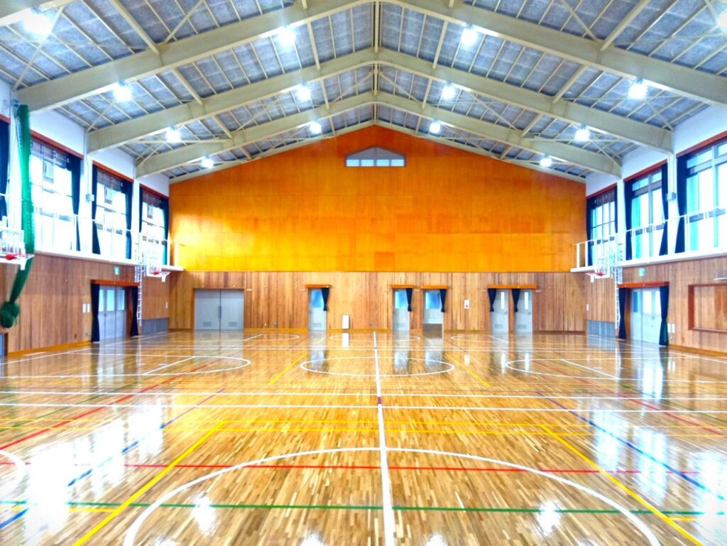 京都市立西野小学校整備工事ただし、体育館防災機能強化等リニューアル建築工事